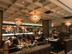 -半岛翡丽海鲜自助餐厅(观风亭店)