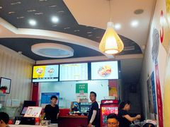 大堂-螺小胖柳州螺蛳粉(钟楼总店)