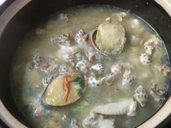 鲍鱼花螺鸡煲-吉品莞家·鲍鱼鸡煲(东莞店)