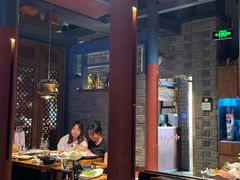 -老牌坊云南鱼豆花火锅(哈西万达店)