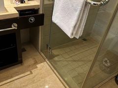 -上海浦东绿地铂骊酒店