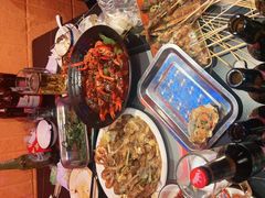 -老班长·小龙虾·鲜货烧烤大排档(金街美地店)