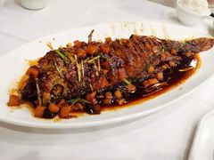干烧大黄鱼-丰泽园饭店