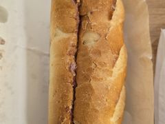 -Bánh Mì Huynh Hoa