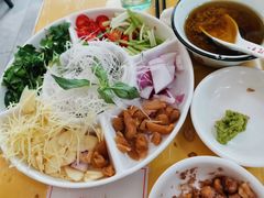 -官塘陈记鱼生·潮汕砂锅粥·牛肉火锅(潮枫路总店)