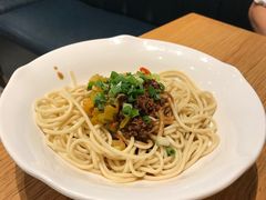 武汉热干面-文叔·湖北名小吃·小龙虾(华强北店)