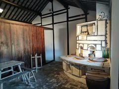 -张闻天故居