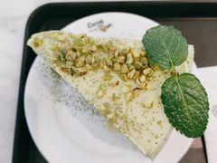 开心果抹茶千层-丹礼糖甜品