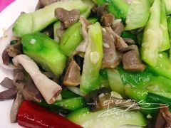 丝瓜炒猪杂-电白鸭粥店(下沙二坊88号店)