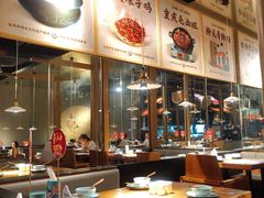 大堂-九锅一堂酸菜鱼(新南凯德直营店)