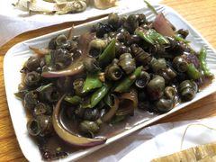 -蚝哥花姐湛江烤生蚝(美丽湾市场店)