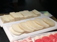 -怡品川宇火锅(宝立方店)