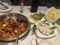 -张大师鸭爪爪特色干锅(南湖店)