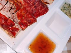 -新大咀港式茶餐厅(宝山万达店)