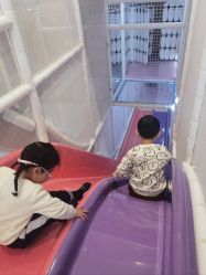 -奈尔宝·儿童乐园·亲子餐厅(华采天地店)