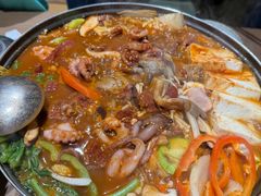 八爪鱼牛肉锅-东吉馆韩式餐厅(八经街总店)