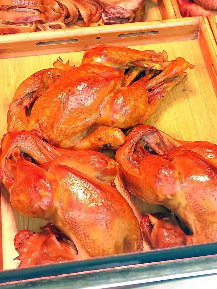 珍味坊诸城烧肉烧鸡(李村公园店)-"买过一次烧鸡,口味不错,挺喜欢的.