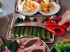 -围炉肉舍•炭烤活鳗•丹东海鲜烤肉(步行街店)