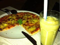 -JINNS锦时 steak&pizza(浸信会礼拜堂旧址店)