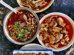 笋子烧牛肉-大邑李记肥肠血旺