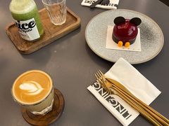 -玲婧胡同·生日蛋糕·餐厅(嘉里城店)