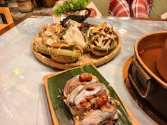 -慢丽江·云南野生菌土鸡锅(付家庄店)