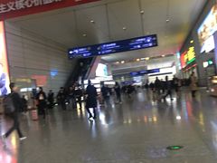 -虹桥天地-停车场