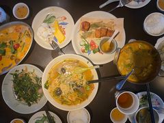 -大头虾越式风味餐厅(光明广场店)