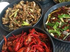 -去吃小龙虾·江湖菜·烧烤(南滨路店)