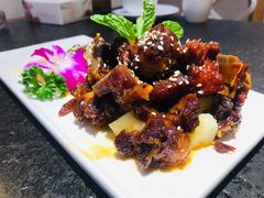 -万重锦·人文川菜馆(骡马市店)