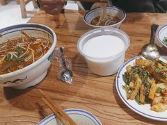 -云阿蛮生烫牛肉米线(景星店)