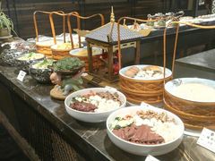 -亚哈饭店(梅园新村小区店)