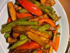 蜜桃三素-蜜桃餐厅·伴山(绿宝广场店)