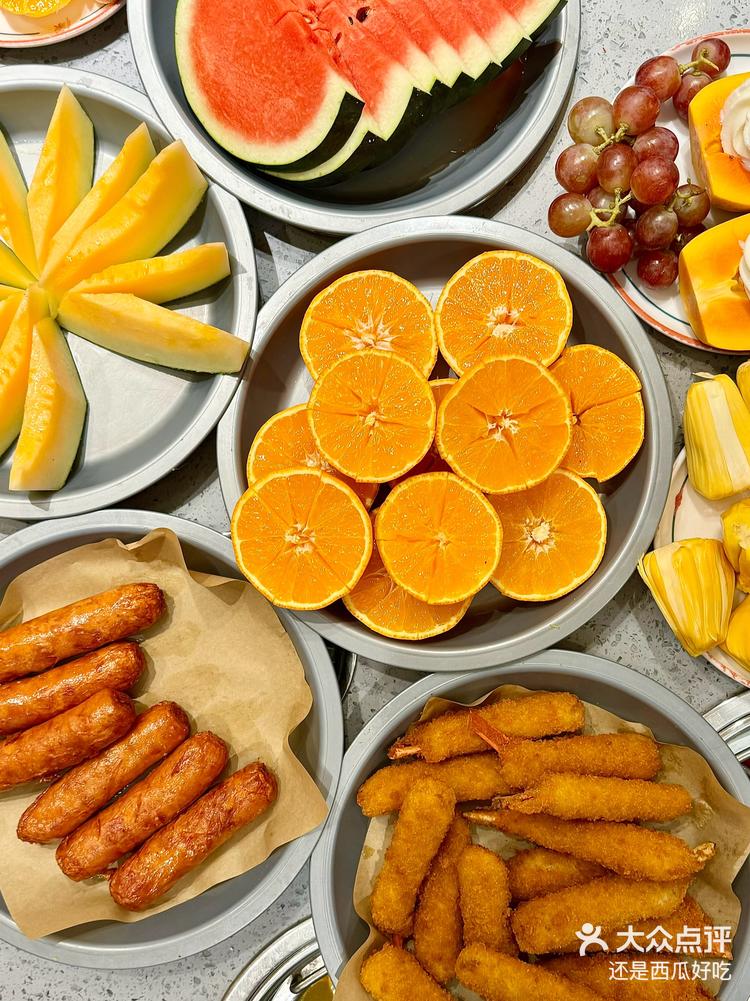 是谁跟我一样爱到自助小火锅吃水果