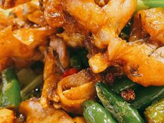 独门姜爆蛙-鸿顺老铁锅美蛙鱼府(解放碑店)