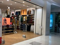 -优衣库(上海虹口龙之梦店)