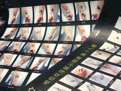 -吴山路夜市