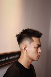 -纯剪男士理发馆·烫染专业店