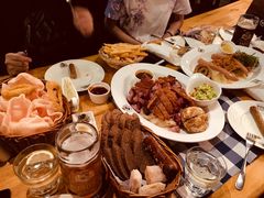 -皇冠自酿啤酒坊(中国红街5号楼店)