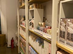 -名创优品(万达广场河东店)