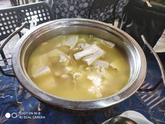手工豆腐炖咸肉笋干-国生茶庄·地道农家菜团建活动