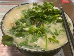 -肥汁米蘭香港米线(宁波路总店)