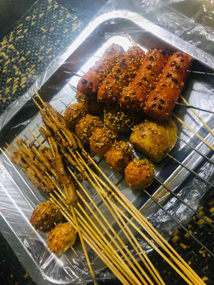 勃利地摊·勃立小串烧烤