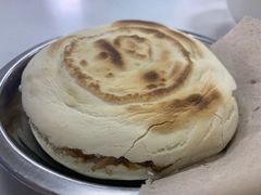 纯瘦腊汁肉夹馍-薛昌利大米面皮(南关正街店)