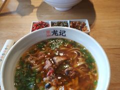 原汤排骨米粉-湘人龙记老长沙米粉(华普国际大厦店)