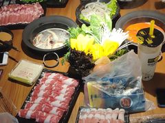 -呷哺呷哺(凯旋广场店)