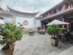 -喜洲翰林餐厅(董家百年老宅店)