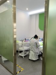 -苗医生0感科技祛痘