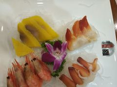 -青瓦餐厅·生鱼片·韩园烤肉(西塔店)