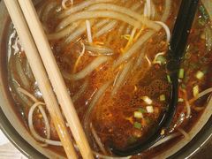 正宗酸辣粉-谭师爷龙抄手(白下路店)